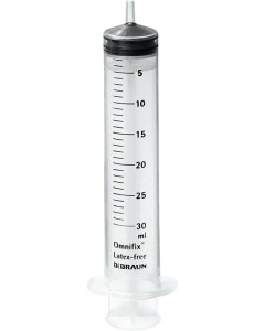 Omnifix Solo Luer 30ml exzentrisch