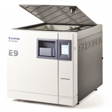 Euronda E9 B-Autoklav mit Wasseraufbereitung und Etikettendrucker
